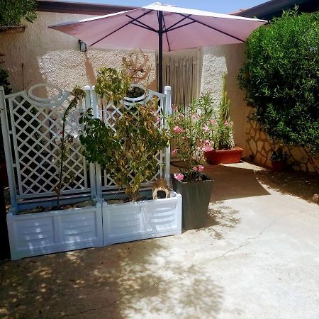 Casa Degli Oleandri Hotell Alcamo Exteriör bild