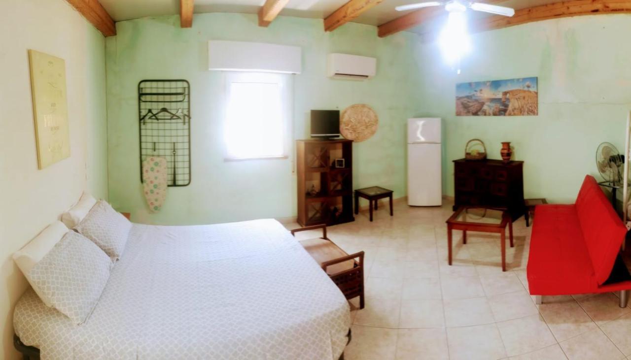 Casa Degli Oleandri Hotell Alcamo Exteriör bild