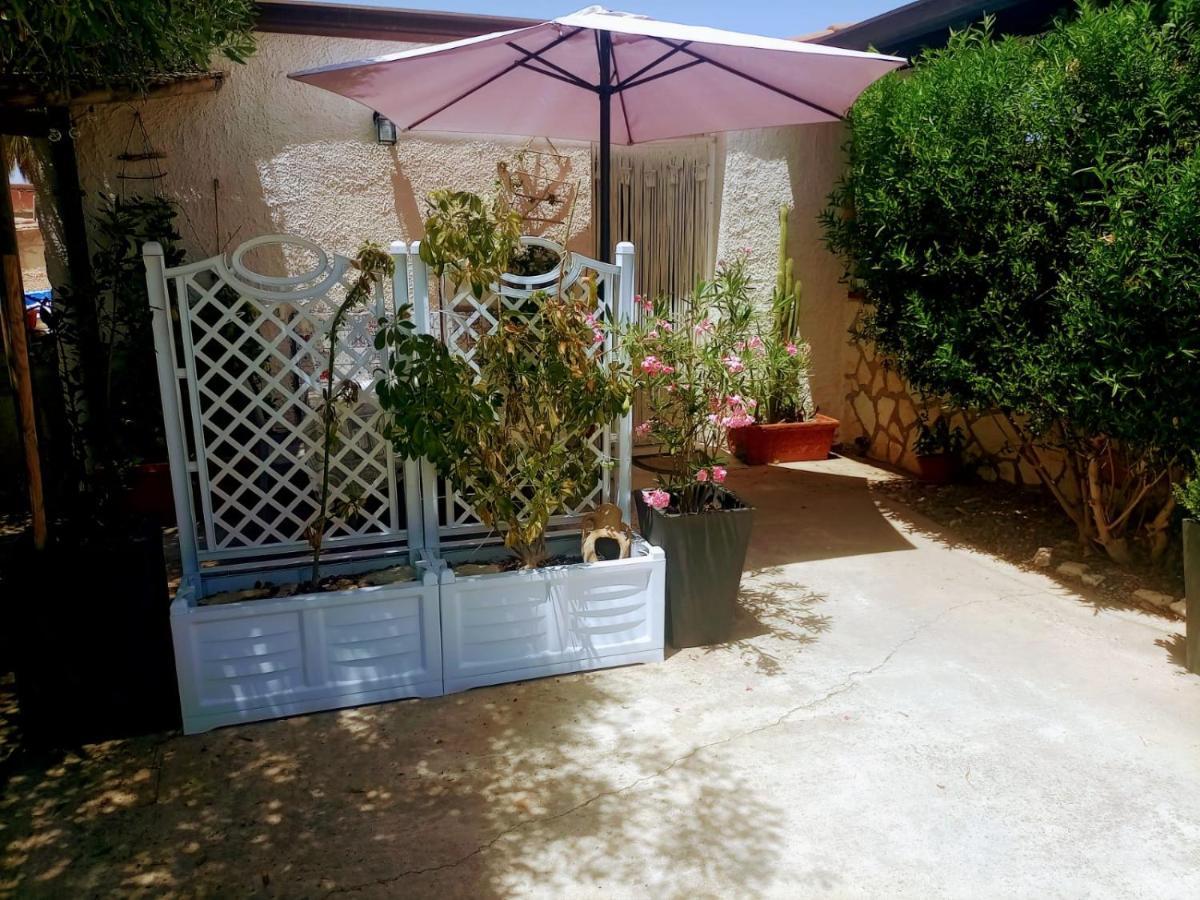 Casa Degli Oleandri Hotell Alcamo Exteriör bild